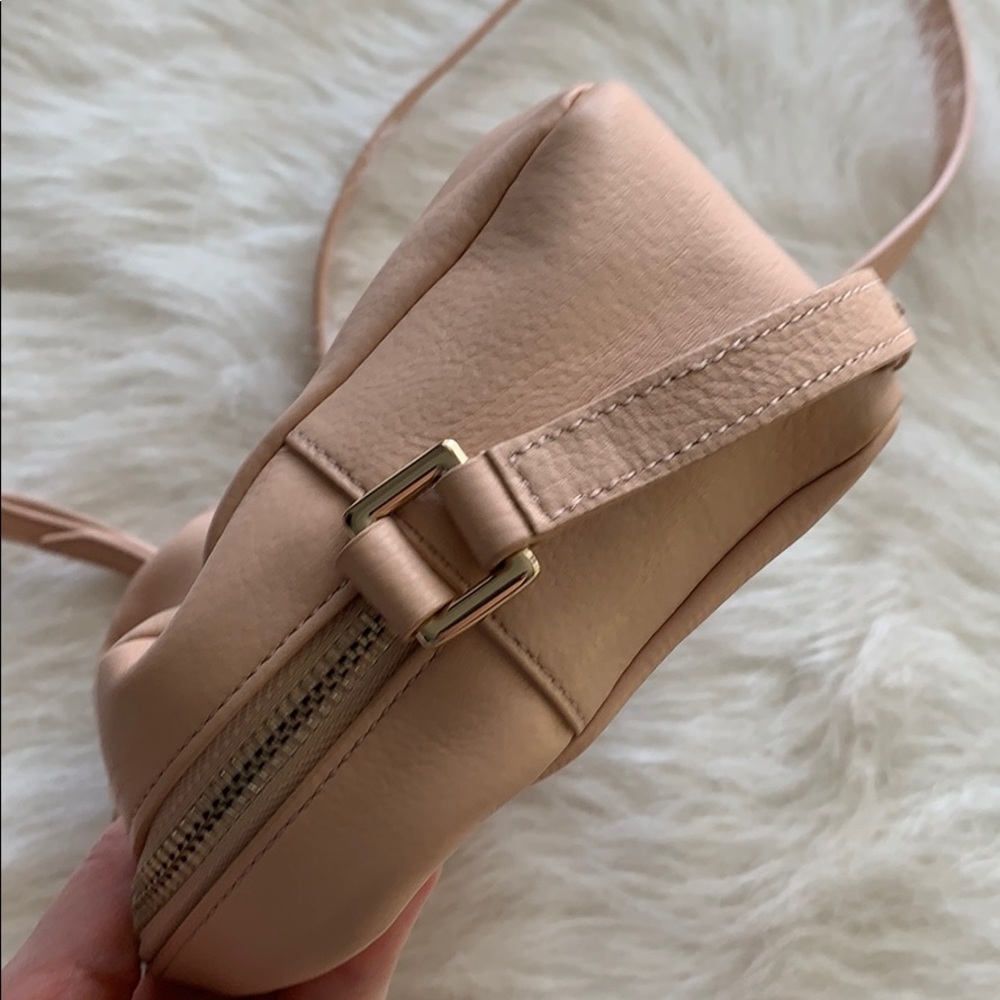 Cole Hann pink pebbled leather mini crossbody bag - Picture 8 of 14